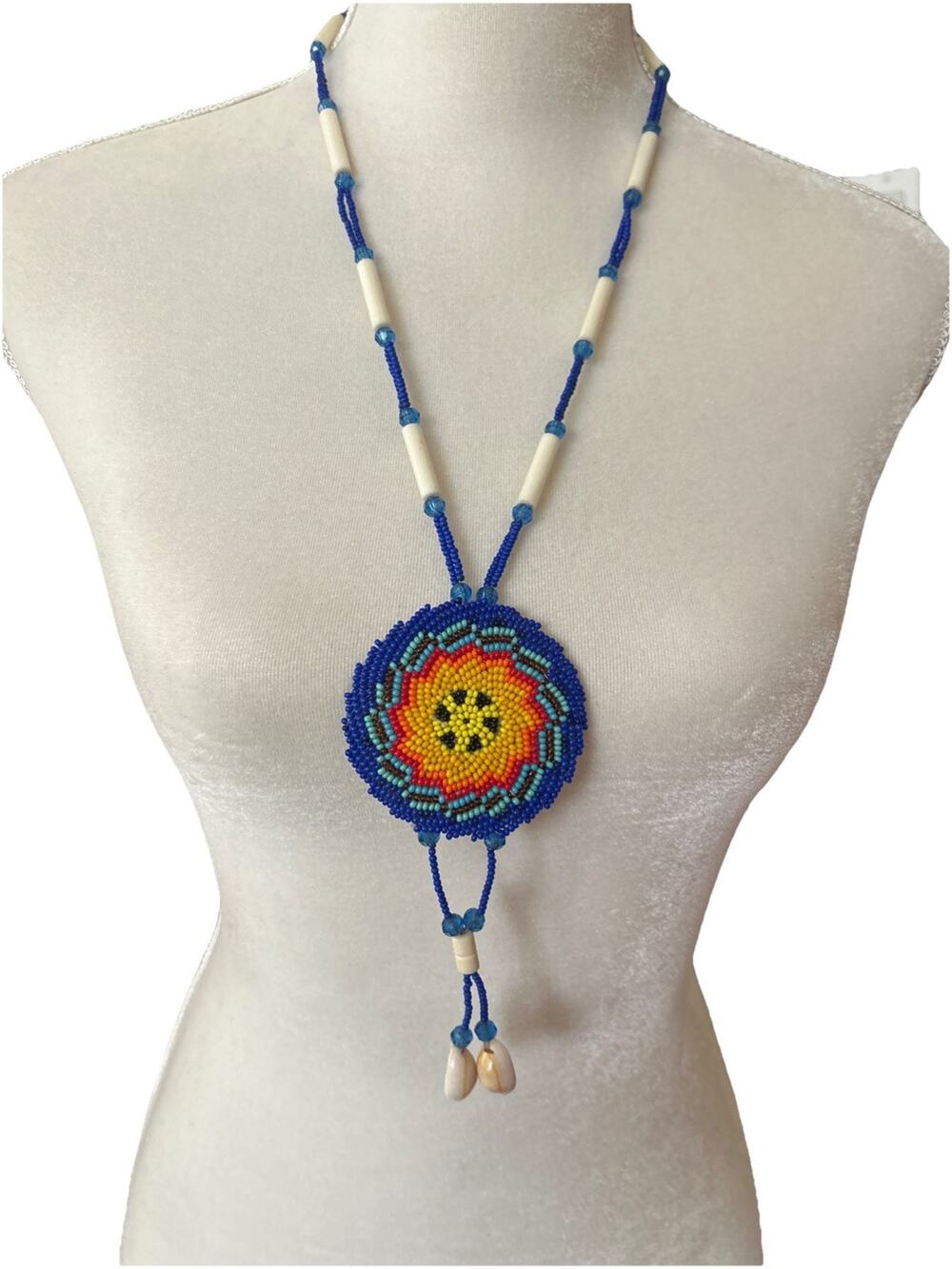 Native American Seed Bead Beaded Necklace Medallion Vintage Sunburst design 19”